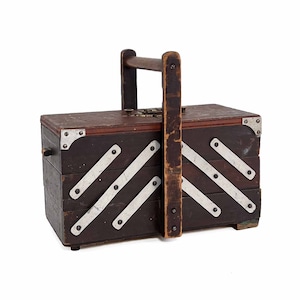 Vintage 1930s Handmade Cantilever Accordion Wood & Metal Fish Bait Tackle Box Vintage 1930s Handmade Cantilever Accordion Wood & Metal Fish Bait Tackle Box