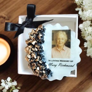 Memorial Photo Magnet Favor, In Loving Memory Keepsake, Celebration of Life Funeral Remembrance Favor