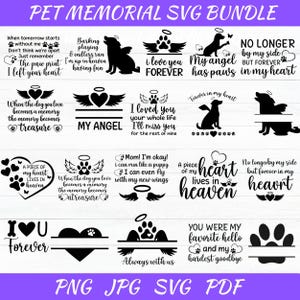 Könnte beinhalten: Eine Sammlung von Gedenk-SVG-Designs für Haustiere in Schwarz und Weiß. Die Designs enthalten Sätze wie „Ich liebe dich für immer“, „Mein Engel hat Pfoten in meinem Herzen“ und „Ein Teil meines Herzens lebt im Himmel“. Erhältlich in PNG-, JPG-, SVG- und PDF-Formaten.