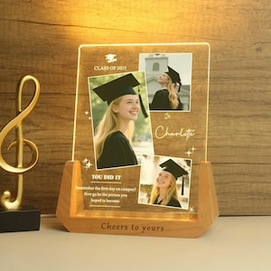 Luz nocturna con foto de graduación personalizada: regalo de la generación de 2025