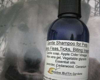 Champú para mascotas. Baño suave, perros, gatos, baño relajante