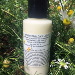 Light Coconut Free Facial Lotion Moisturizer, Tea Tree oil, Chamomile essential oil