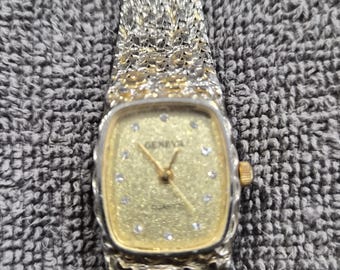 montre vintage pour femme à Genève, cadran 19 mm.