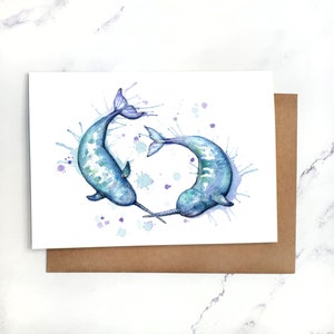 Narvali giocosi 1 / Biglietto d'auguri vuoto all'interno / Biglietto A7 5x7" con busta / Set opzionale