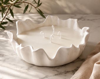 Handmade Luxury 'White Musk and Maple' marble-effect cement container candle