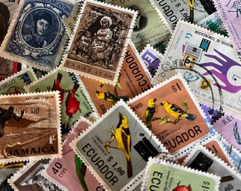 100枚以上の本物のヴィンテージ世界切手 — 国、テーマ、時代をミックス