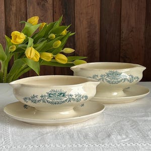 LONGCHAMP Ironstone Antique Gravy Boat with Attached Underplate   - Model Lutèce - French Faience Terre de Fer - 1900s