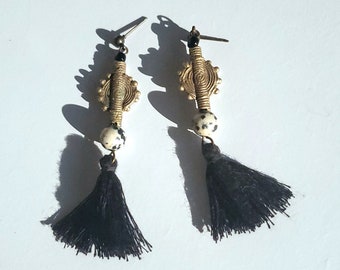 Black tassel stud earrings//brass dangle earrings//African beaded tassel earrings//Boho stud tassel earring// Afro bohemian earrings