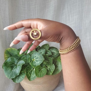 Chunky gold chainmaile bracelet brass chain bracelet//statement brass bracelet