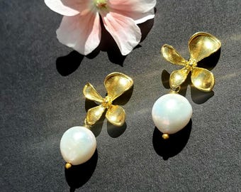 Begonia flower studs, gold pearl earrings, large pearl drop studs, wedding season pearl earrings