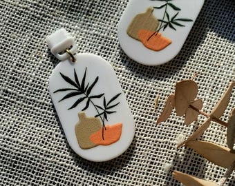 Classy, modern floral USB-C dust cover, Kindle reader gift, giff for coworker, gift for E book readers,gift for tablet users