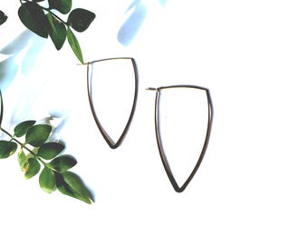 Gold everyday hoop earrings, brass geometric hoop, brass triangle hoop earrings// Triangle earrings// lightweight drop earrings