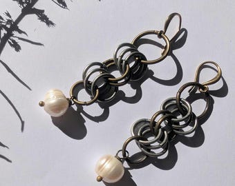 Mixed metal chainmaile earrings,modern pearl earrings, silver chain earrings, statement chainmail earrings, free shipping