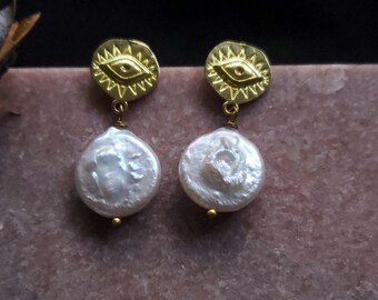 Freshwater pearl coin earrings, Brass eye earrings, Raw brass pendant earrings//dramatic drop dangle earrings