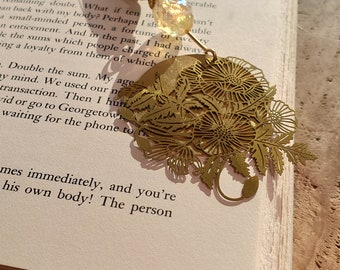 Floral book mark//Brass metal dark floral bookmark// Brass floral bookmark// brass bookmark// silk tassel bookmark