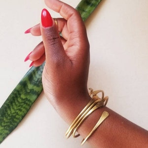 Gold bangle bracelet//Adjustable brass cuffs//hammered gold bracelet