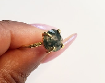 PRE-ORDER Green moss agate ring// everyday gemstone ring// Valentine's Day gift// gold agate ring// gift for her