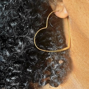 Gold heart hoop earrings// Brass heart earrings //heart wire earrings// minimalist heart earrings// XL hoop earrings