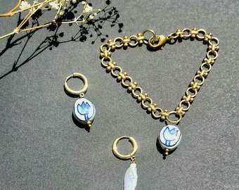 Blue and white  floral bracelet, gold brass blue tulip bracelet, blue floral bracelet