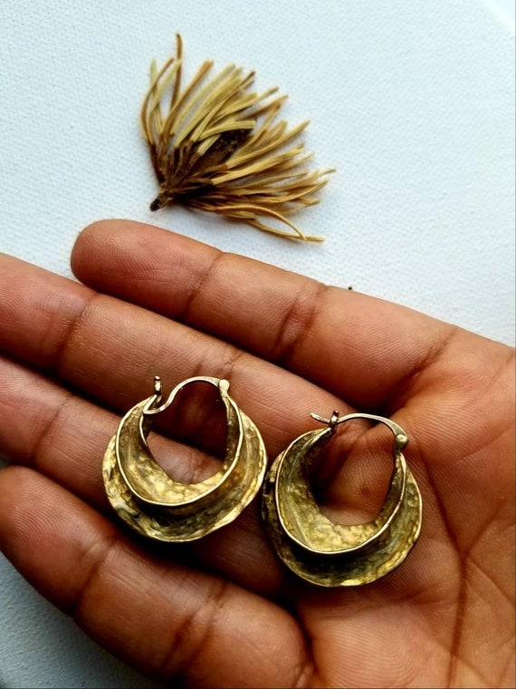 Vintage Fulani hoop earrings// Vintage African ea… - image 3