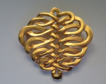 Broche celta de oro MMA, reproducción de museo, chapado en oro, diseño anudado celta, intrincado patrón irlandés, broche para hombres/mujeres, 1,75 pulgadas