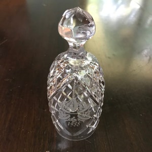 Brilliant Crystal Christmas Bell Vintage 1988 Star Pattern Cut Knob Handle + Decorations Crystal Collectible   Home Decor