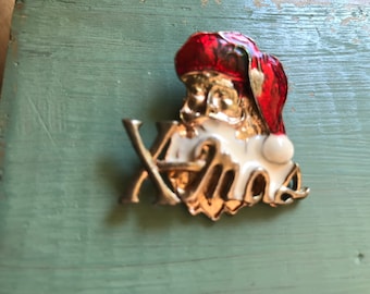 Santa Xmas Brooch Red Enamel Hat White Collar Gold Tone Finish Vintage 1970s Christmas Holiday Brooch Figural Pin