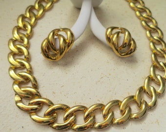 Napier Gold Chain Necklace Earrings Set Polished Curb Chain w/ Double Link Pierced Earrings + 24&quot; Necklace Vintage 1992 Fashion Jewelry Set