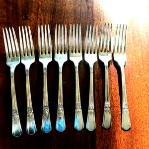 2 Court Silver Dinner Forks International Silver Art Deco Pattern Vintage 1939 Silver Plate Flatware