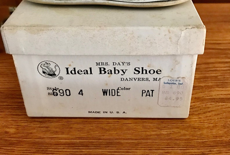 Vintage 1950s Shoe Box Mrs Day's Ideal Baby Danbury Mass Made in USA ...