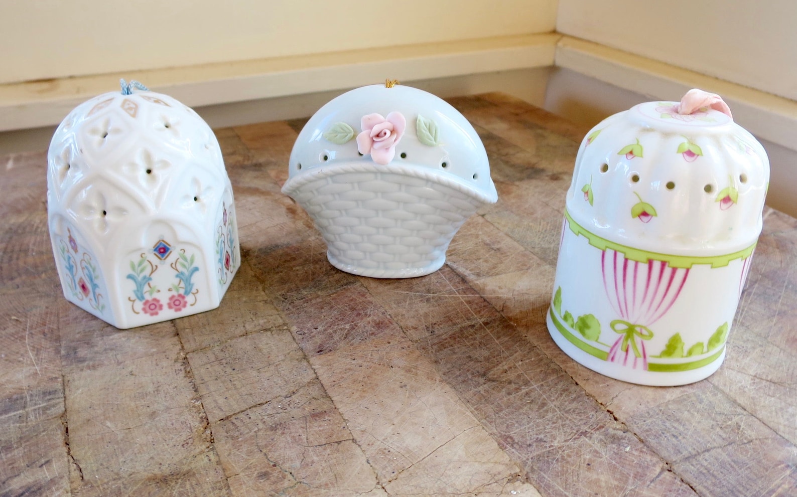 3 Sachet Pomanders Vintage Closet Porcelain Potpourri Holders Etsy