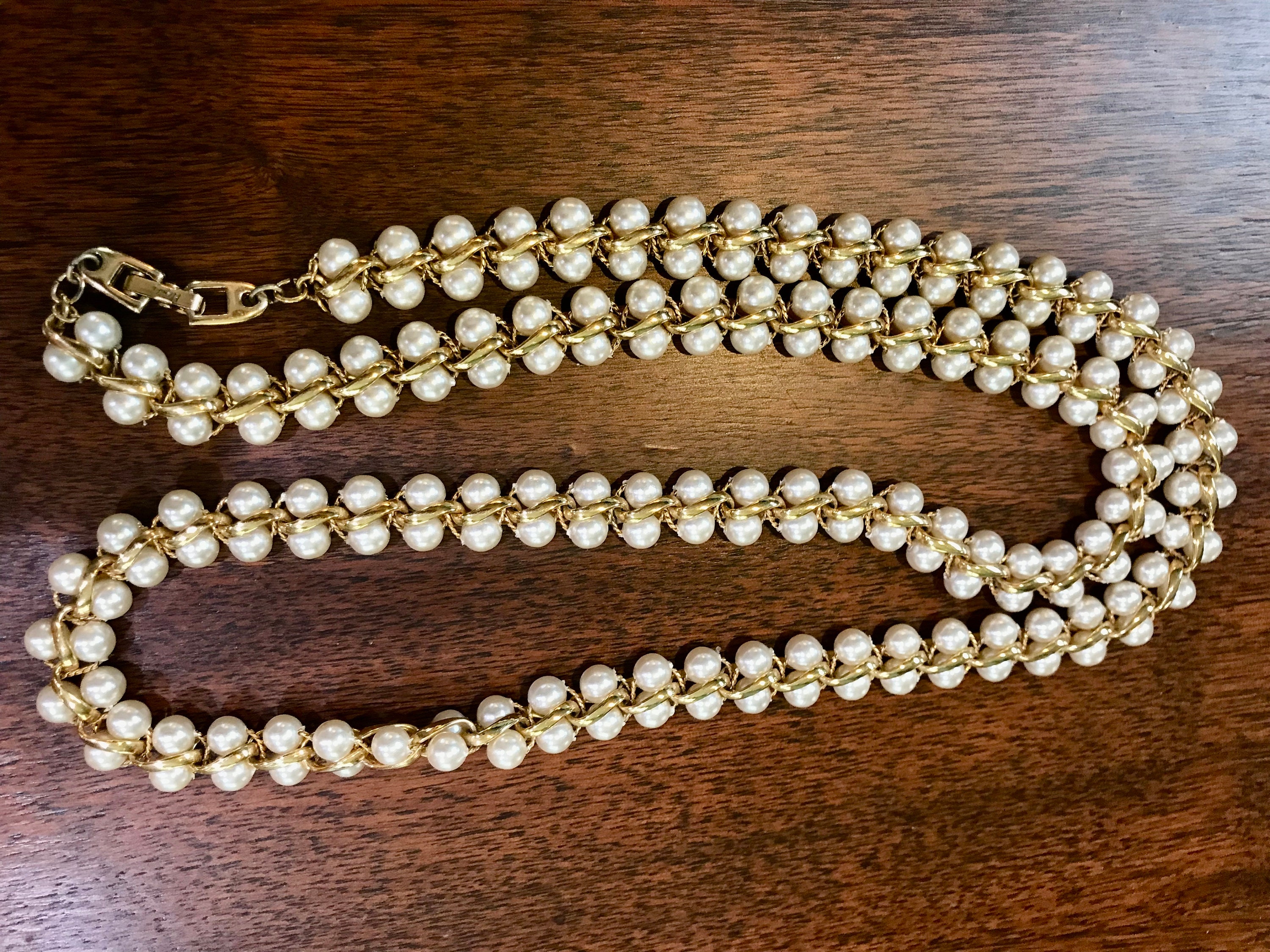 Napier Pearl Necklace Glass Pearls Gold Chain Gold Clasp 30