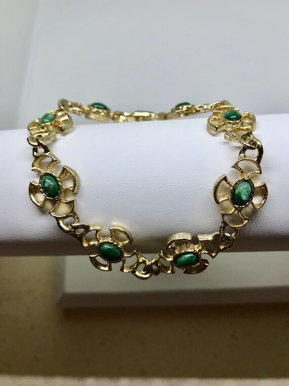 Gold Maltese Cross Bracelet Oval Green Marbled Lucite Sets Vintage