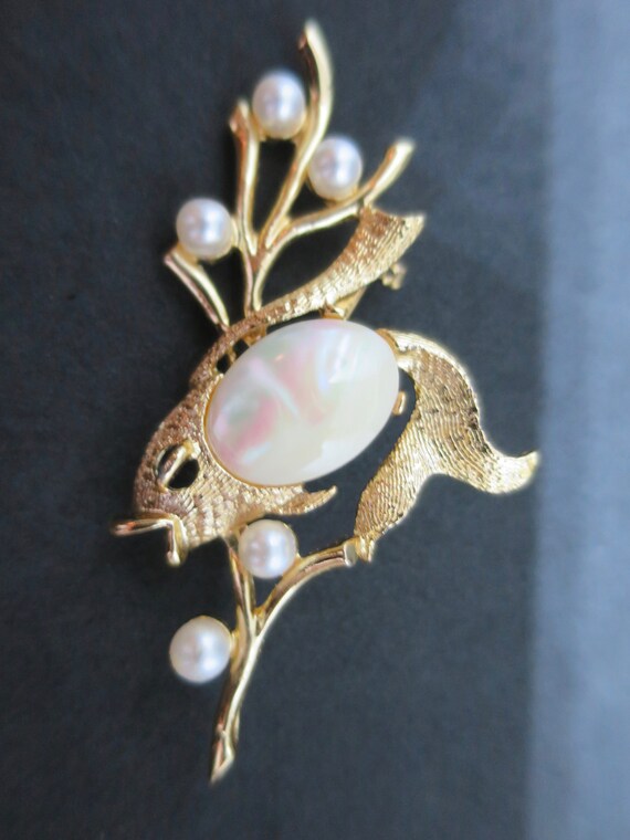 Gold Pearl Fish Brooch Faux Pearls Mother of Pear… - image 8