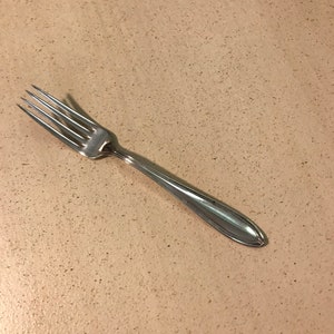 Dominion/Chester Fork Vintage 1915 Oneida Community Puritan Plate Dinner Fork 7 1/4 inch Silver Plate Flatware