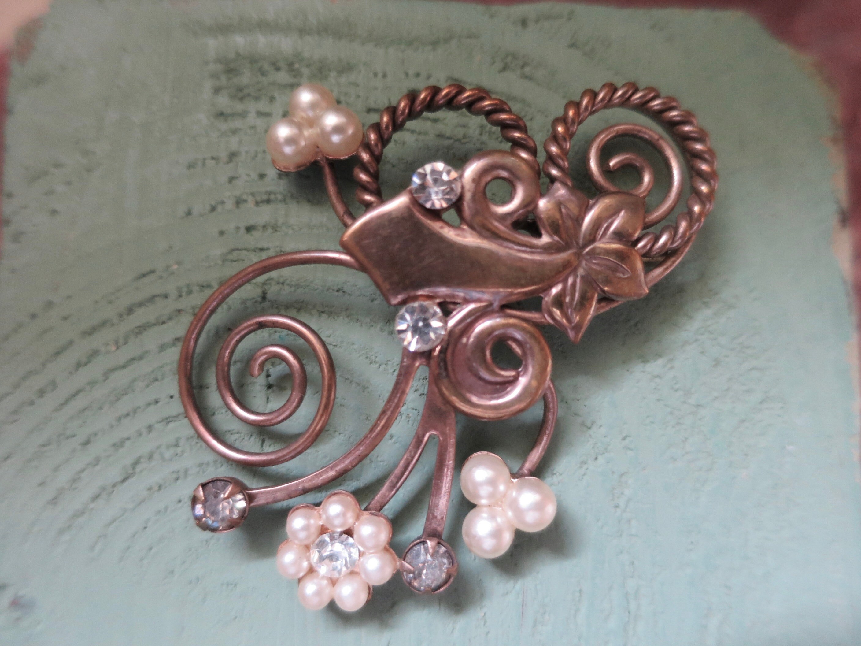 Broche Barre Nina Ricci Moderniste – Fausses Perles Et Strass – Ton Argent