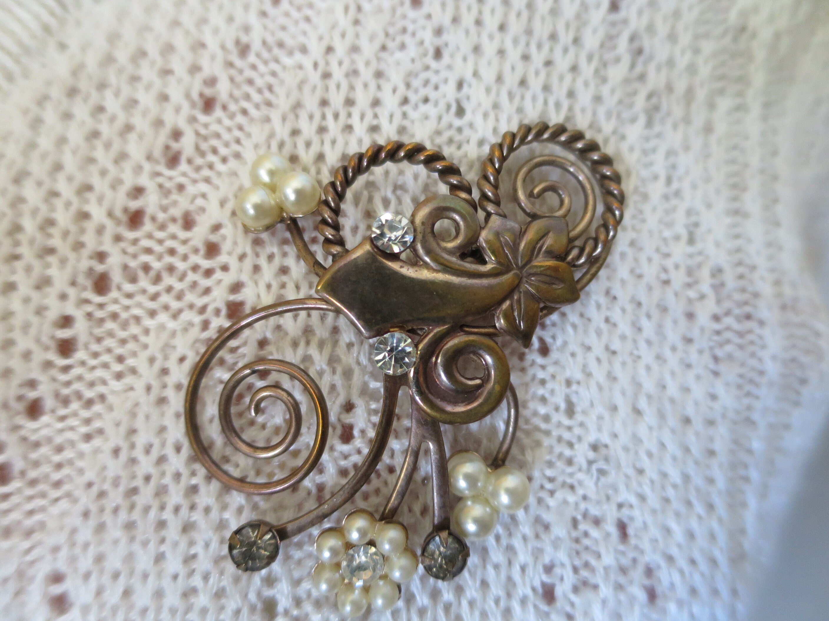 Broche Barre Nina Ricci Moderniste – Fausses Perles Et Strass – Ton Argent