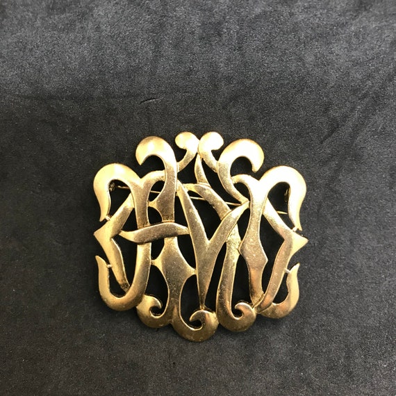 M. Jent Gold Monogram Style Brooch Intertwined Ri… - image 8