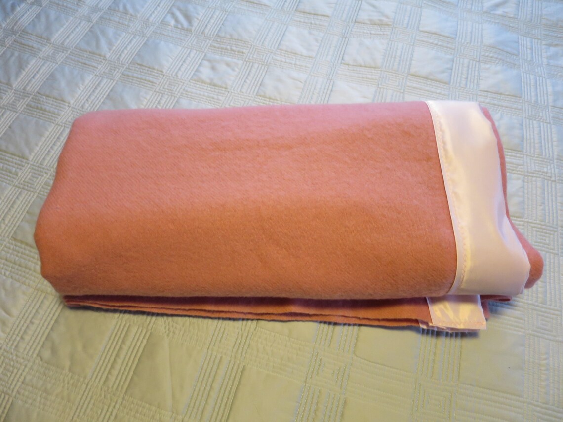 Rose Pink Wool Blanket Full Size 52 X 71 Inches All Wool Woven Etsy