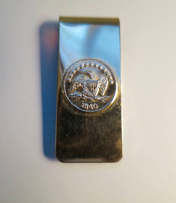 Gold Money Clip Faux Old Usa 1840 Coin Medallion Mid Century Bicentennial Issue Mens Accessory Vintage Pocket Money Holder