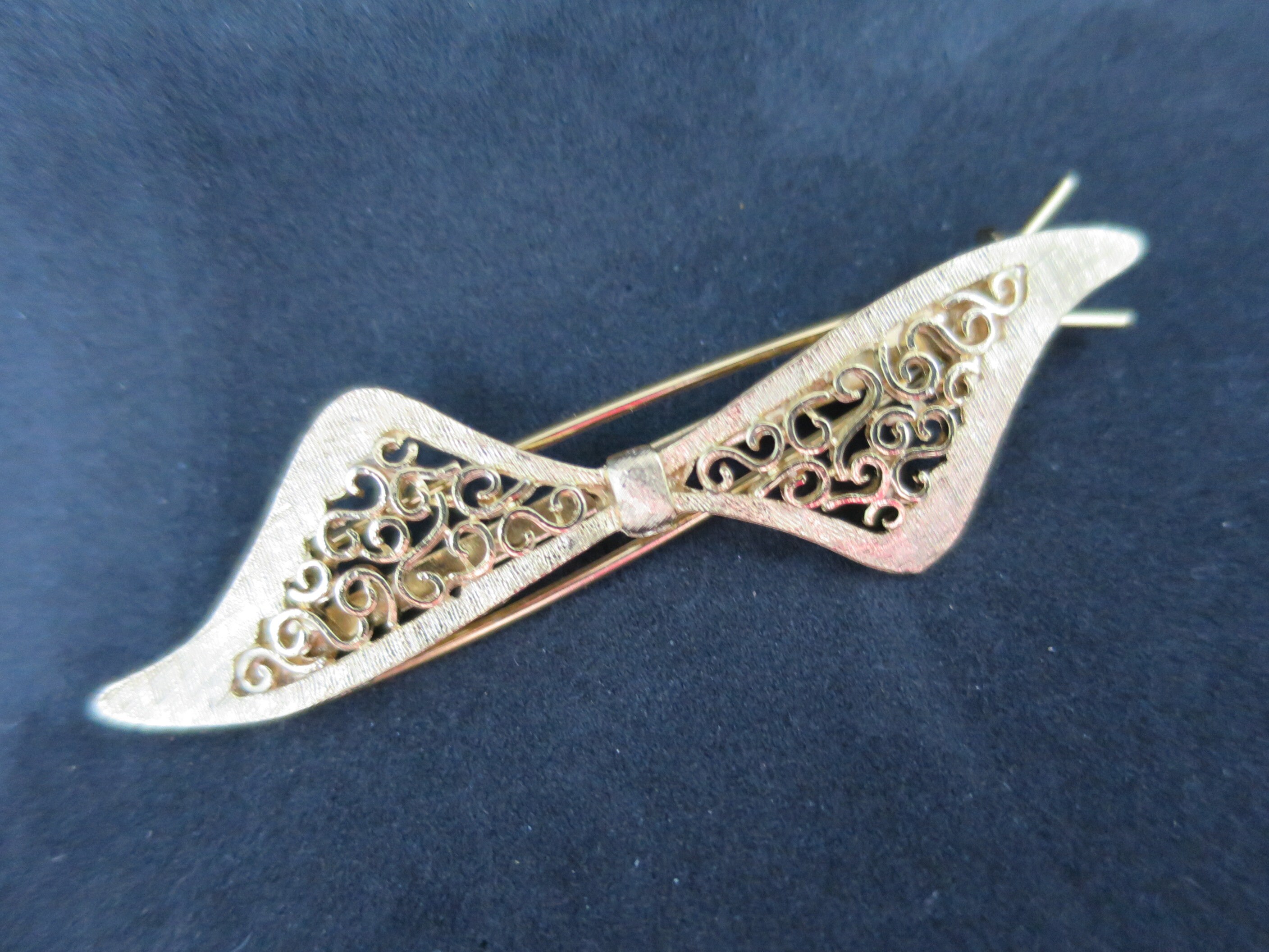 ✔️ ?Vintage Gold Tone Filigree Bow Porcelain Rose Barrette? GOLD BOW French Barrette| Rebekajewelry main image 4