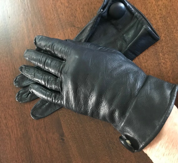 Black Leather Gloves Lined Cuff w/ Leather Accent… - image 4