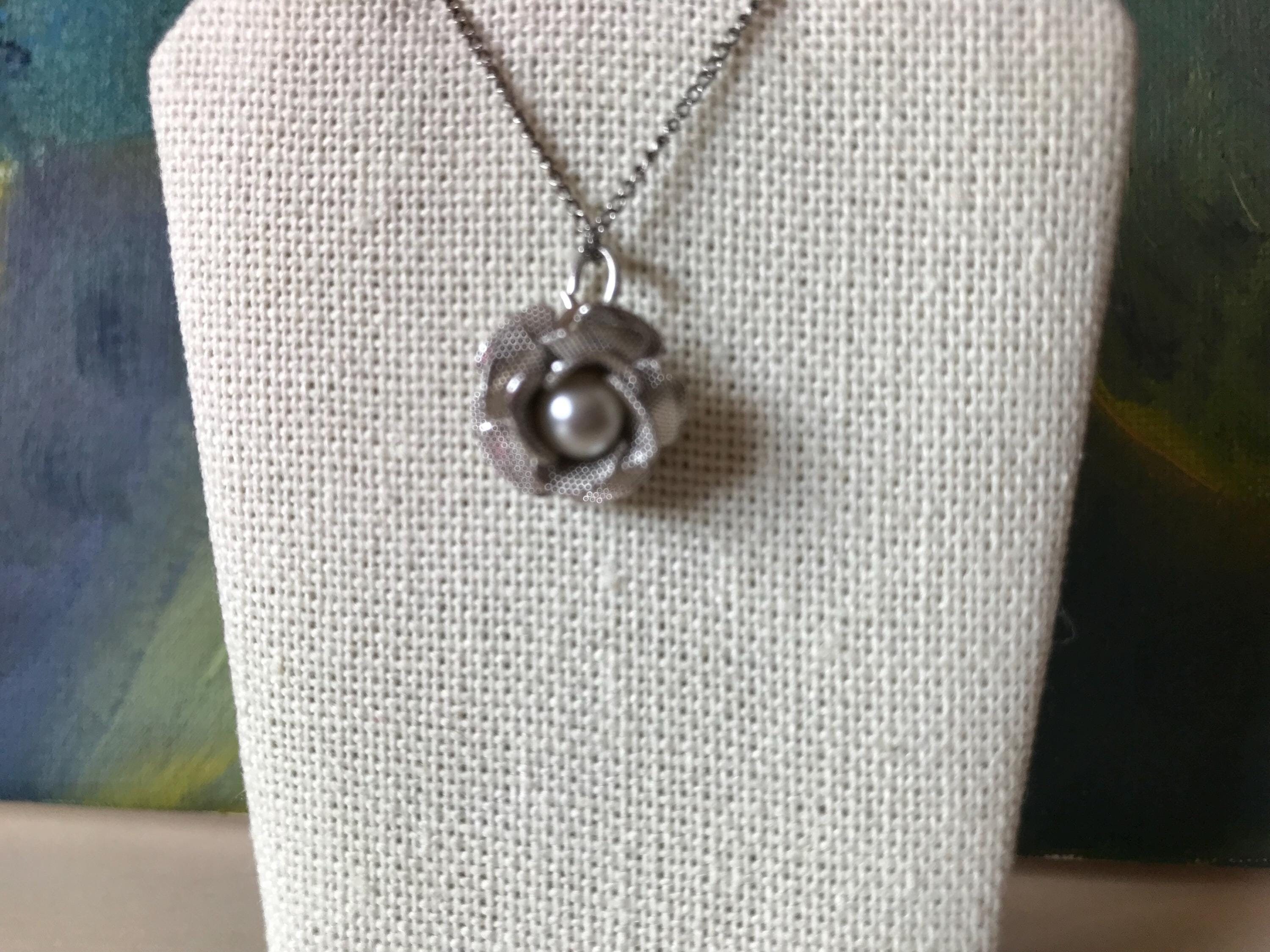 ■VINTAGE HOLLYWOOD■ Petit Pearl Rose Necklace VH2435NE009M 31t4CR64P7L.jpg