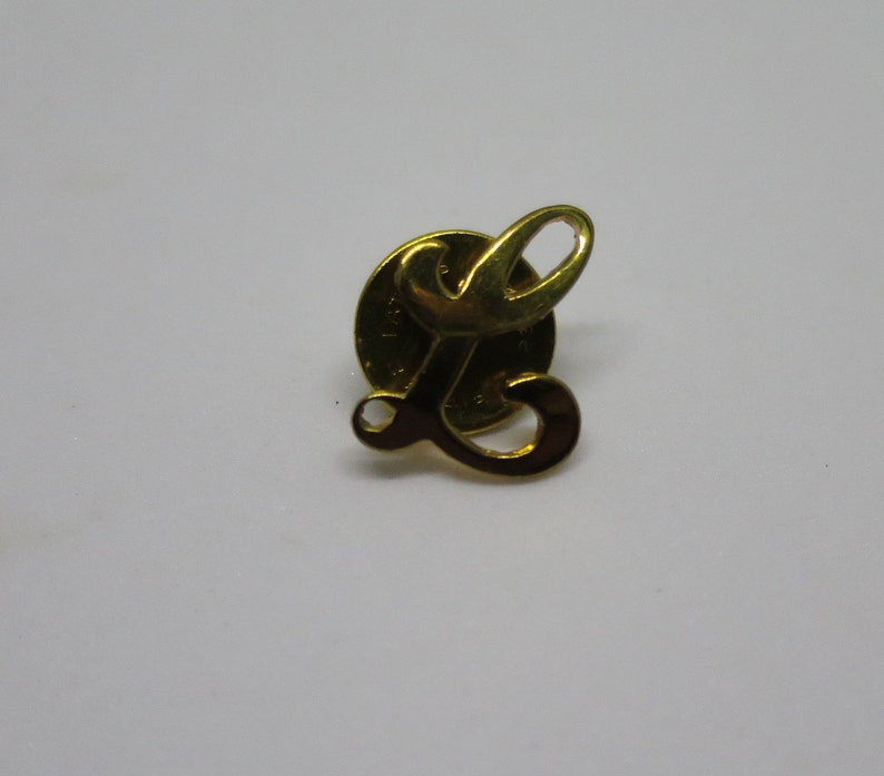 Gold Script Letter L Tie Tack Lapel Pin Mid Century Vintage L Monogram Tie Tack Formal Wear Tie Accessory Mens Womens Fashion Jewelry