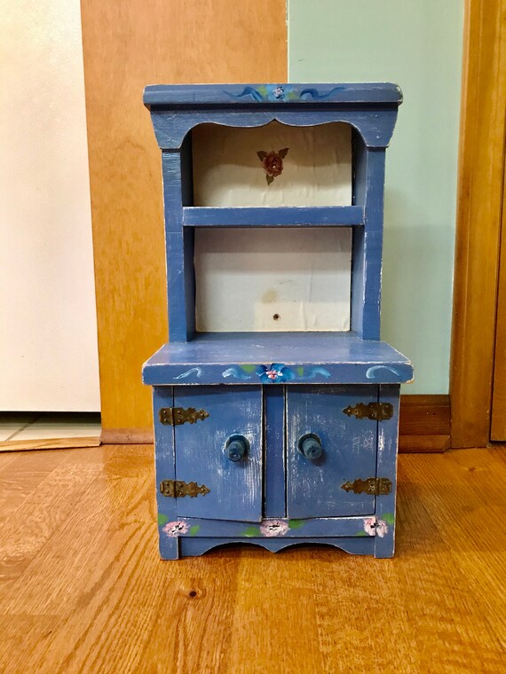 Dish cupboard hot sale