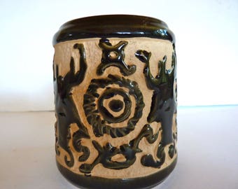 Vase Brush Pencil Jar Dark Green Raised Figures Carved Bisque Surface Tribal Dream Time Brush Holder Vintage 1980s Pottery Jar 4 inches