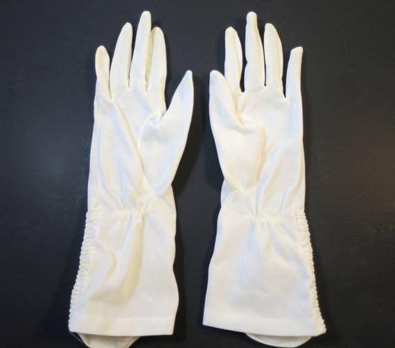 White Nylon Knit Gloves Size 6.5 Mid Length 12 in… - image 4