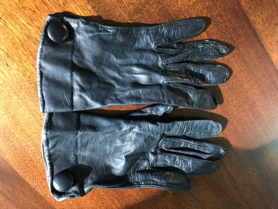 Black Leather Gloves Lined Cuff w/ Leather Accent… - image 5
