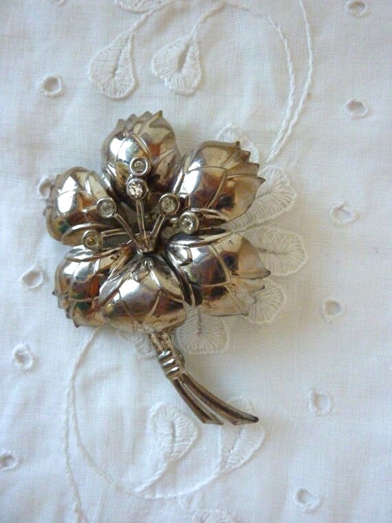 Art Deco Flower Brooch Rhinestone Accents Silver … - image 3