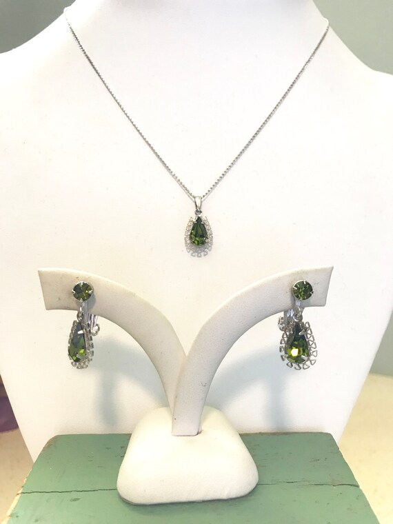 Green Teardrop Rhinestone Necklace & Earrings Sil… - image 3